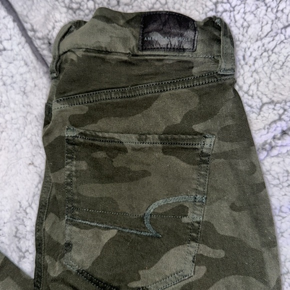 American Eagle Jeans - Picture 2 of 6